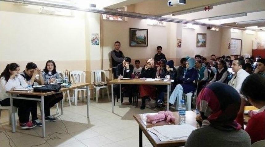 Hisarcık Şehitler Ortaokulunda M&uuml;nazara