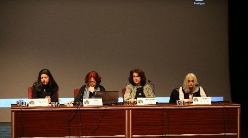 Seramik&ccedil;i G&ouml;z&uuml;yle T&uuml;rk &Ccedil;ini Sanatı Paneli