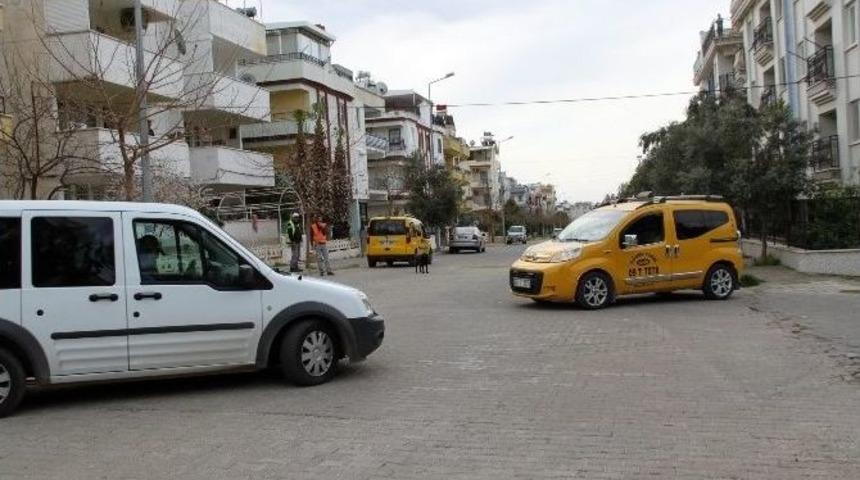 Taksi Ka&ccedil;ırıp, Emniyetini Ayağa Kaldırdı
