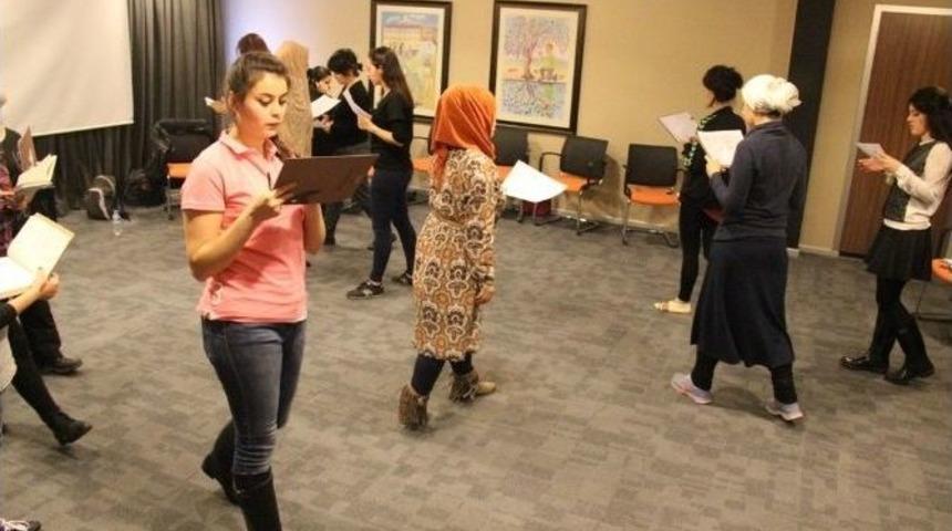 Hikaye Anlatmanın Farklı Yollarını Keşfettiler