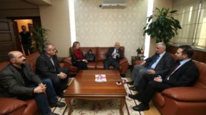 Pir Sultan Abdal Derneği&rsquo;nden Yaşar&rsquo;a Ziyaret