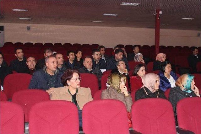 Iğdır’da Danışman Öğretmen Eğitim Semineri