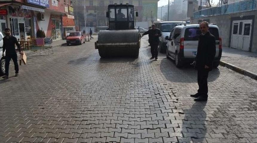 Kış Mevsiminin Hasarları Onarılıyor