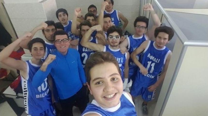 Bilecik&rsquo;te Liseler Arası Basketbol M&uuml;sabakalarının Şampiyonu &Ouml;zel Hatem Anadolu Lisesi Oldu