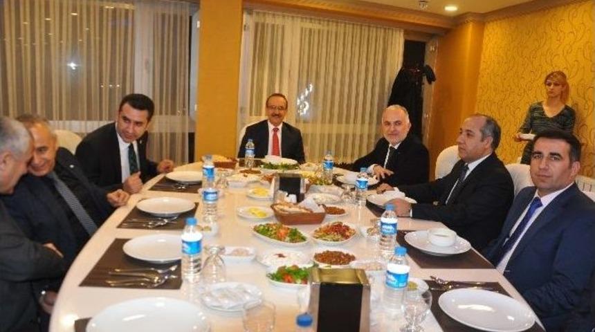 Kızılay B&ouml;lge Toplantısı Muş&rsquo;ta Yapıldı