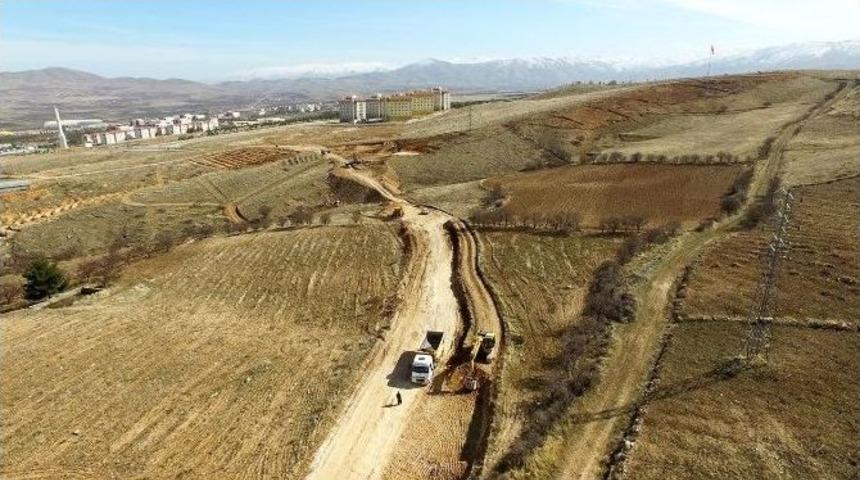 Yeni Bir Bağlantı Yolu A&ccedil;ılıyor
