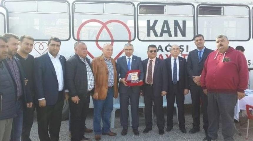 Galericilerden Kızılay&rsquo;a Bağış