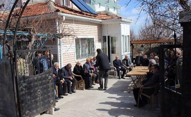 Gürsel Tekin’den Cansel’in Ailesine Taziye Ziyareti