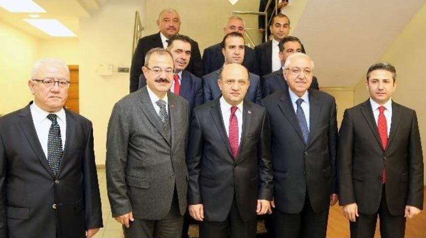 Bakan Işık’tan Gaziantep Osb’e Övgü