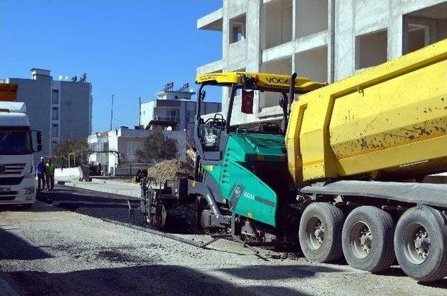 Germencik’te Sıcak Asfalt Çalışmaları Aralıksız Devam Ediyor