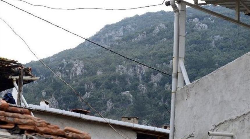 İzmir&rsquo;de Ter&ouml;ristleri Arama &Ccedil;alışmaları S&uuml;r&uuml;yor