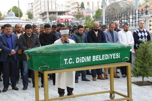 6 Ay Komada Kalan Anıl, Kız Kardeşinin Yanına Defnedildi