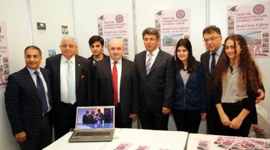 K&uuml;&ccedil;&uuml;k&ccedil;ekmece Mesleki Rehberlik Ve Kariyer G&uuml;nleri Başladı