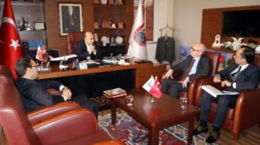 Ayto&rsquo;dan Hollanda Masası M&uuml;jdesi