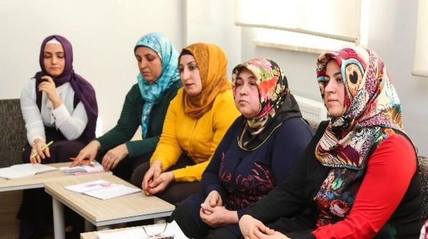 Şehitkamil&rsquo;de &lsquo;hasta Kabul Kursu&rsquo; A&ccedil;ıldı