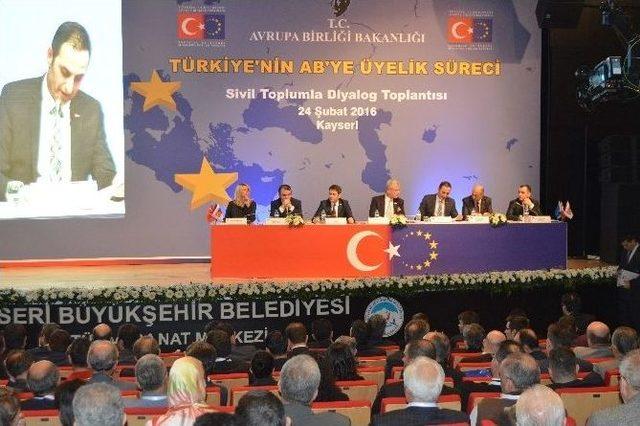 Bakan Bozkır ‘sivil Toplumla Diyalog Toplantısı’na Katıldı