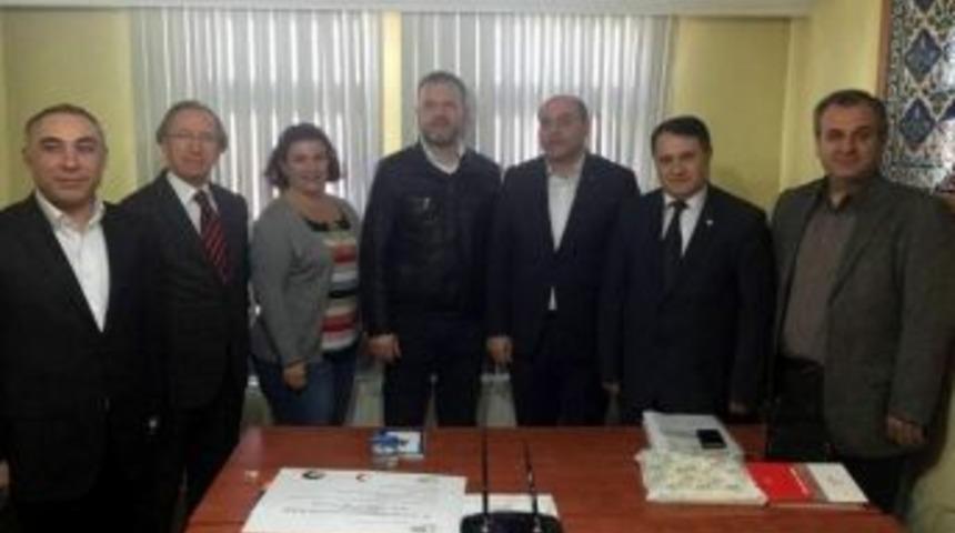 Ak Parti&rsquo;den Kızılay&rsquo;a Tebrik Ziyareti