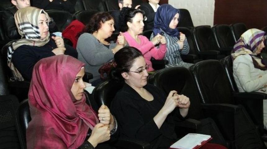 Esenyurt&rsquo;ta Engelsiz Hizmet İ&ccedil;in Eğitim Programı