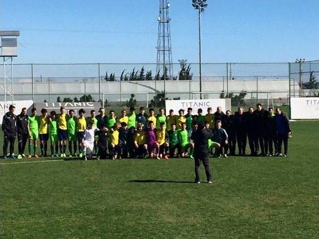 Geleceğin Futbolcularından İlk Uluslararası Tecrübe