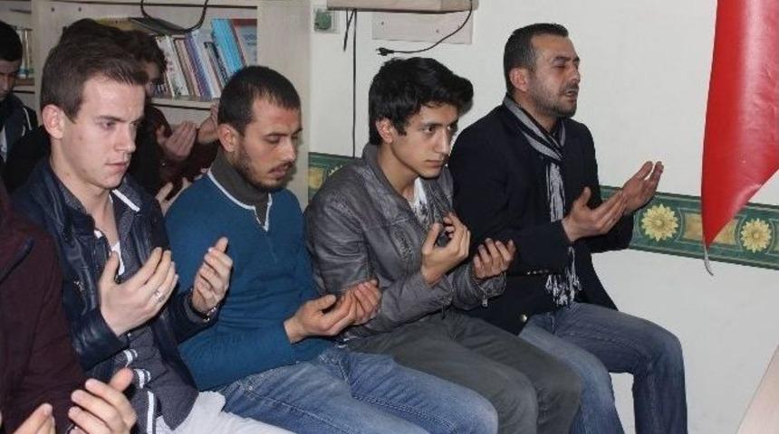 Fırat Çakıroğlu Ve Tüm Şehitler İçin Mevlid Okutuldu