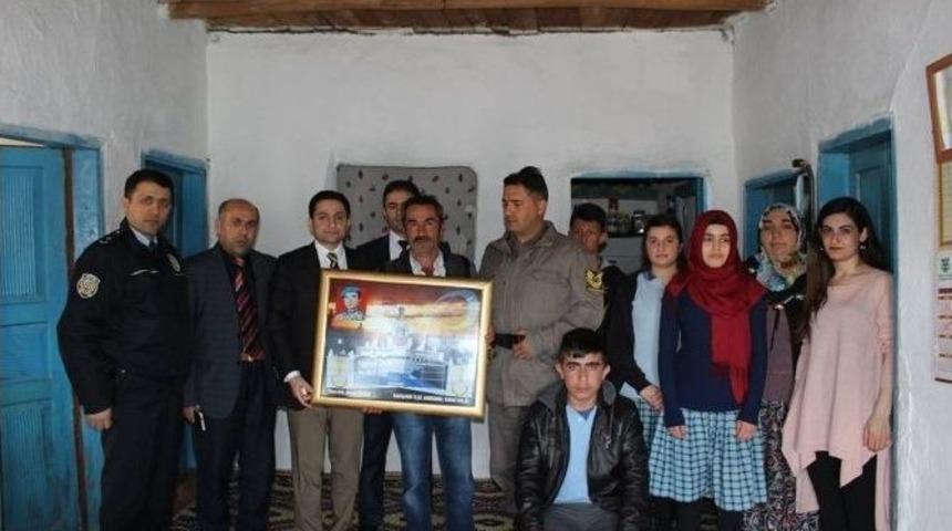 Kadışehri Kaymakamlığı Şehitleri Ve Şehit Yakınlarını Unutmadı