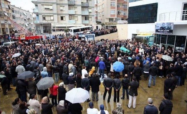 Belediye Personeli Bülent Aydın Gözyaşları İçinde Son Yolculuğuna Uğurlandı