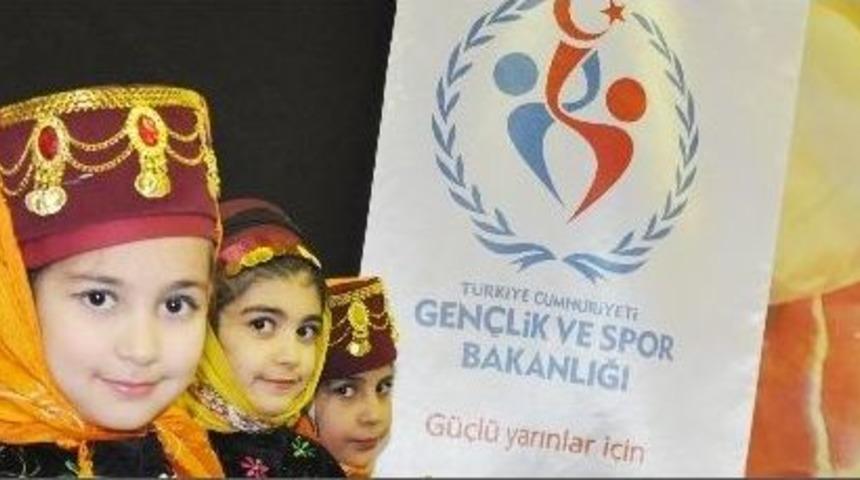 J&uuml;riler Oynadı Yarışmacılar Oyladı