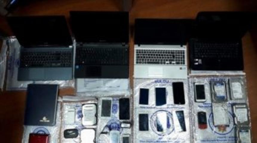 Afyonkarahisar&rsquo;da &Ccedil;ağrı Merkezine &rsquo;dolandırıcılık&rsquo; Baskını