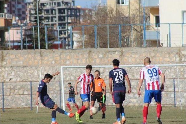 Niğde Belediyespor Evinde 2-0 Kazandı