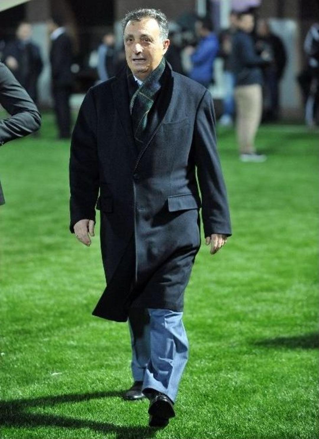 Hakkı Yeten Tesisleri A&ccedil;ıldı