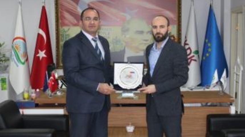 Ak Parti Ağrı İl Başkanı Atmaca Tkdk&rsquo;yı Ziyaret Etti