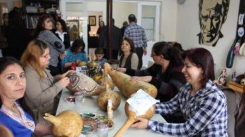 Samandağ&rsquo;da Su Kabağı Ve Yağlı Boya Sergisi