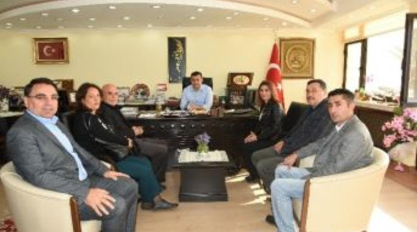 Pir Sultan Abdal Derneğinden Başkan Y&uuml;cel&rsquo;e Ziyaret