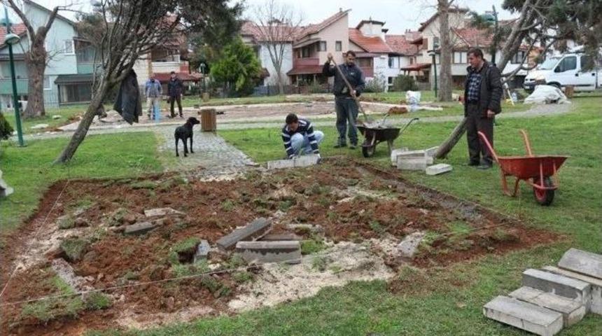 Ak&ccedil;akoca Parklar Yaza Hazırlanıyor