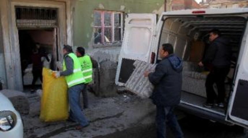 &Ccedil;ankaya&rsquo;dan Suriyeli G&ouml;&ccedil;men Ailelere Yardım