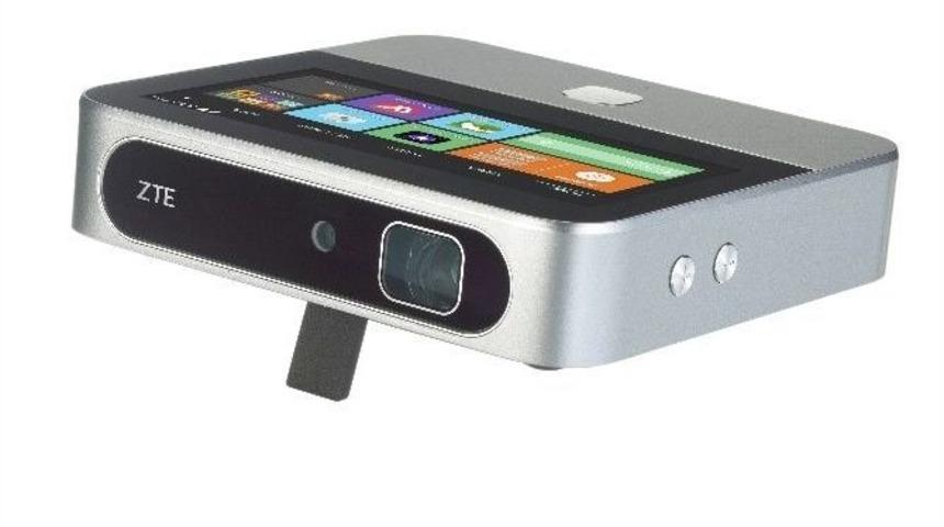 Zte Akıllı Projekt&ouml;r&uuml; Spro 2&rsquo;yi Turkcell&rsquo;le Satışa Sunuyor