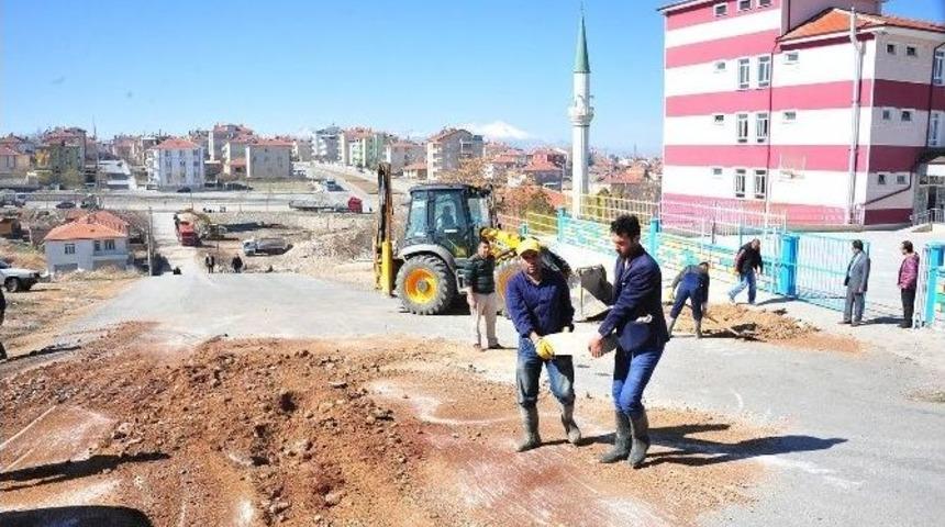 Karaman&rsquo;da K&ouml;pr&uuml;l&uuml; Kavşak &Ccedil;alışması