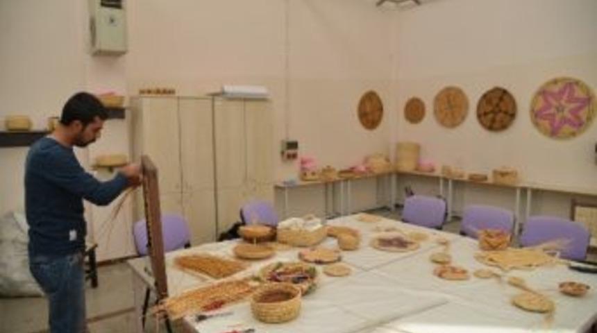 Belediye Hasır İşleme At&ouml;lyesi A&ccedil;tı