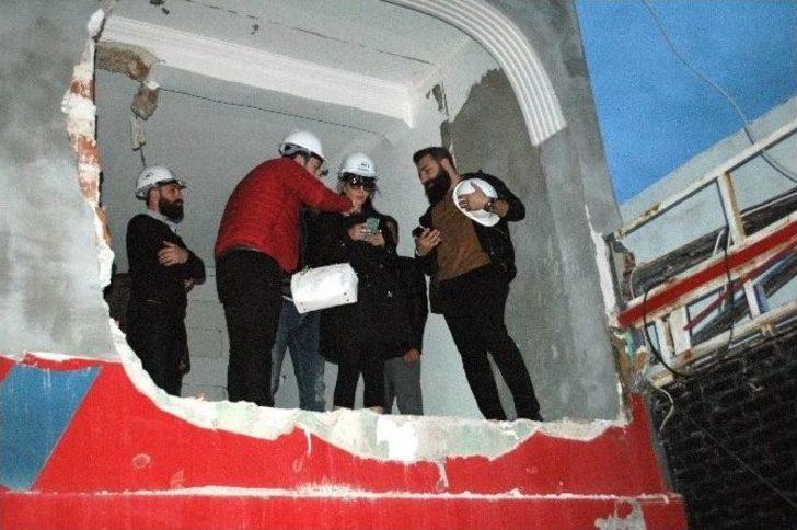 Hande Yener Baretini Taktı, İnşaata Girdi G4