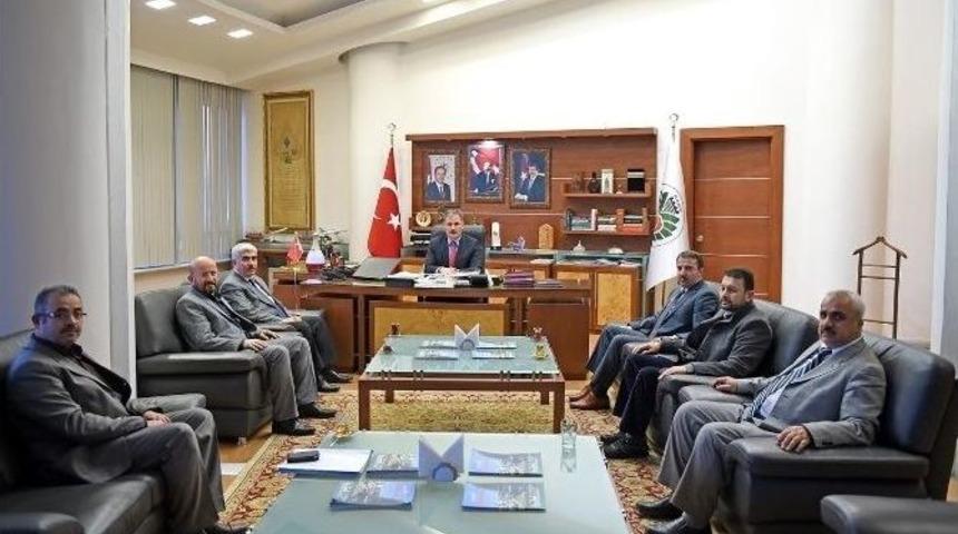 Malatya Yeşilay Cemiyeti, &Ccedil;akır&rsquo;ı Ziyaret Etti