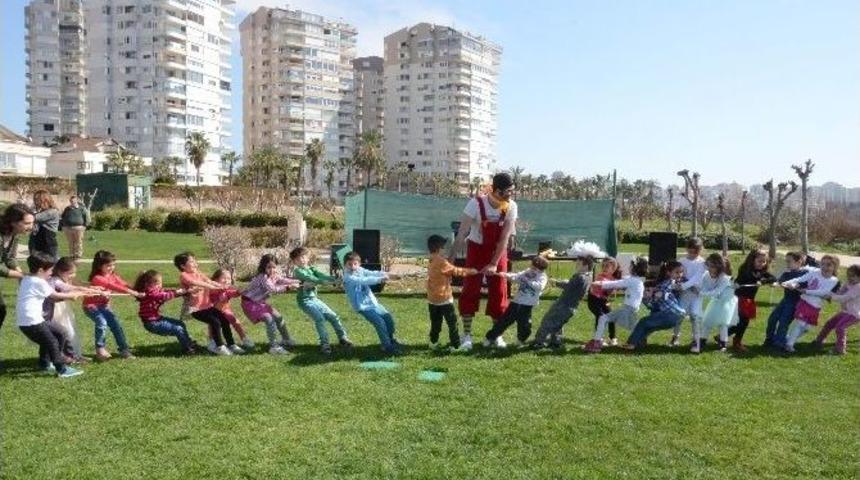 Liseli Derin&rsquo;in Sosyal Projesi