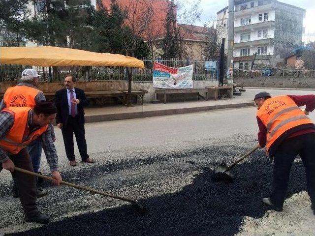 Bafra’da Bozulan Yollara Yama Çalışmaları Başladı