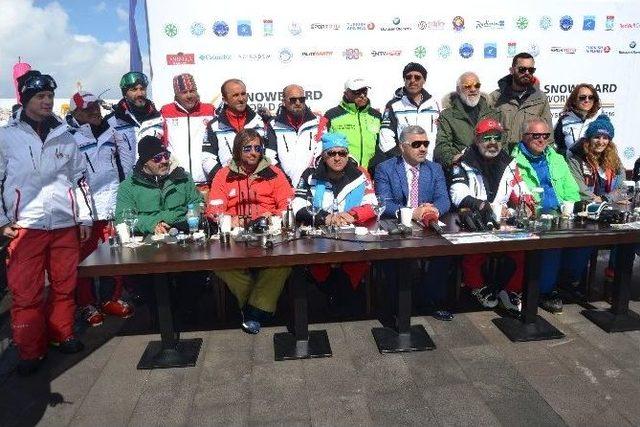 Fıs Snowboard Dünya Kupası Erciyes’te Yapılacak