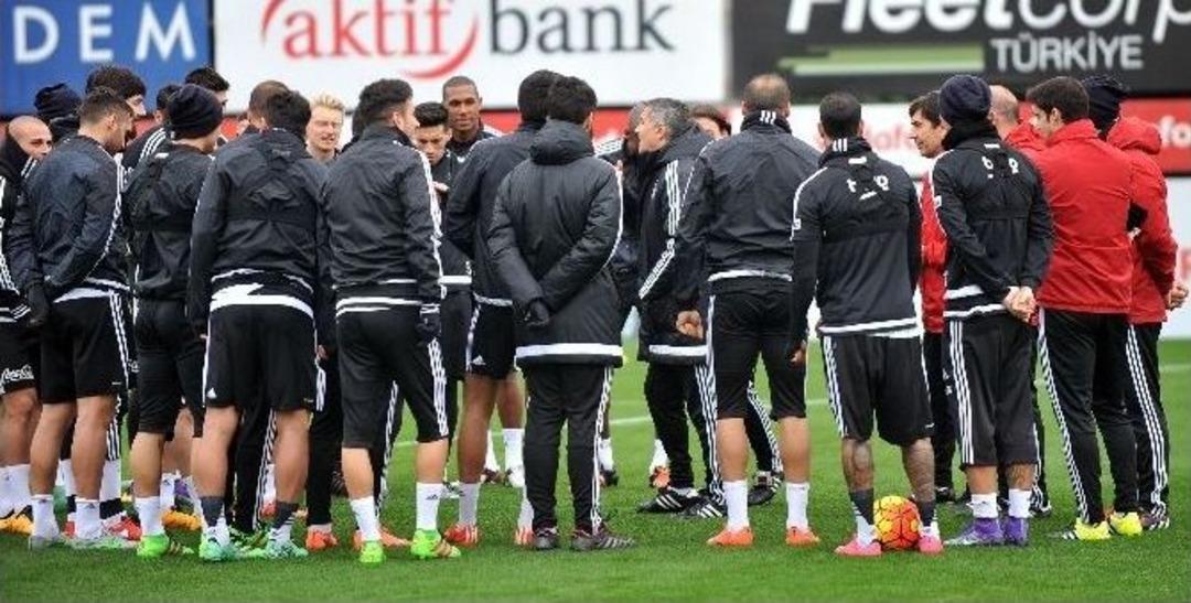 Beşiktaş, Derbi Hazırlıklarını S&uuml;rd&uuml;rd&uuml;