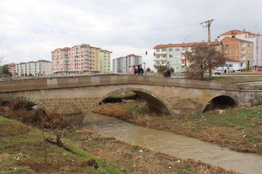 Sungurlu&rsquo;nun Taşkın Problemi &Ccedil;&ouml;z&uuml;l&uuml;yor