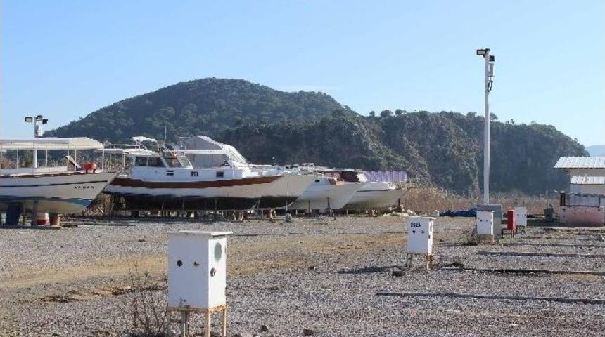 Ortaca Belediyesinden Tekne &Ccedil;ekek Yerine G&uuml;venlik Sistemi