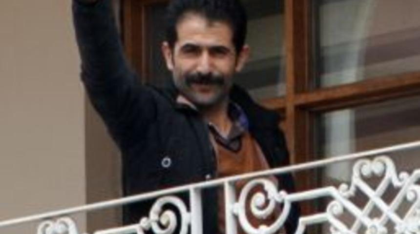 Dbp Van İl Eş Başkanı Gözaltına Alındı