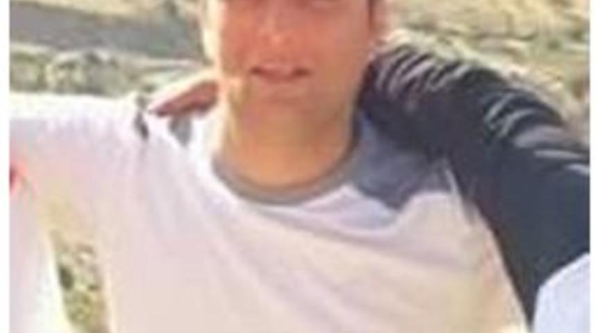 Gen&ccedil; &Ouml;ğretmen İntihar Etti