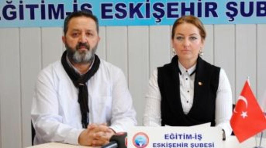 Eğitim-iş Eskişehir Şube Başkanı Ebru Sungar: