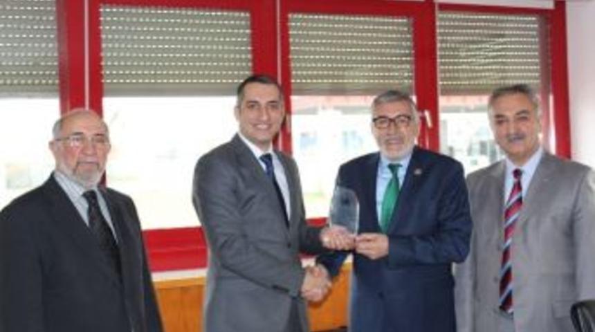 İn&ouml;n&uuml; Belediyesi&rsquo;nden Ford Otosan&rsquo;a Ziyaret